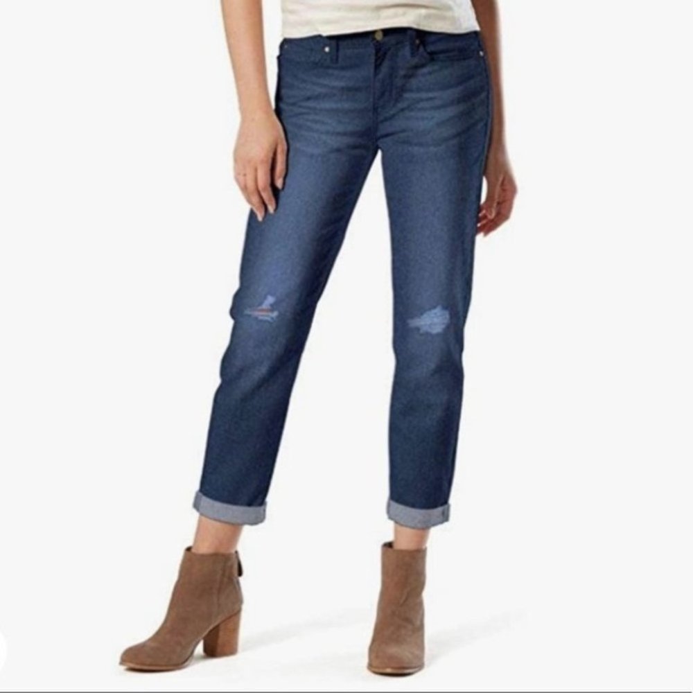 Signature Levi Strauss & Co. Gold Label Womens Mid Rise Slim Boyfriend Jeans 7
